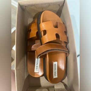 Steve Madden Mayven Size 6.5 Camel Leather